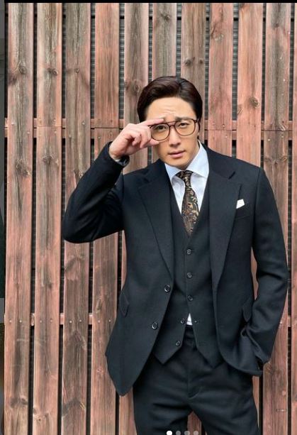 惊罹脑动脉瘤一跳头就剧痛 男星悲吐：担心会死亡	