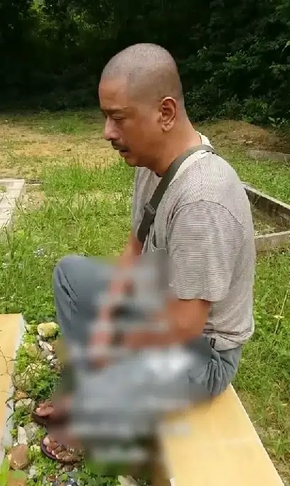 手术后忘记幼儿已亡 父亲：谁的坟墓？ 母当场痛哭