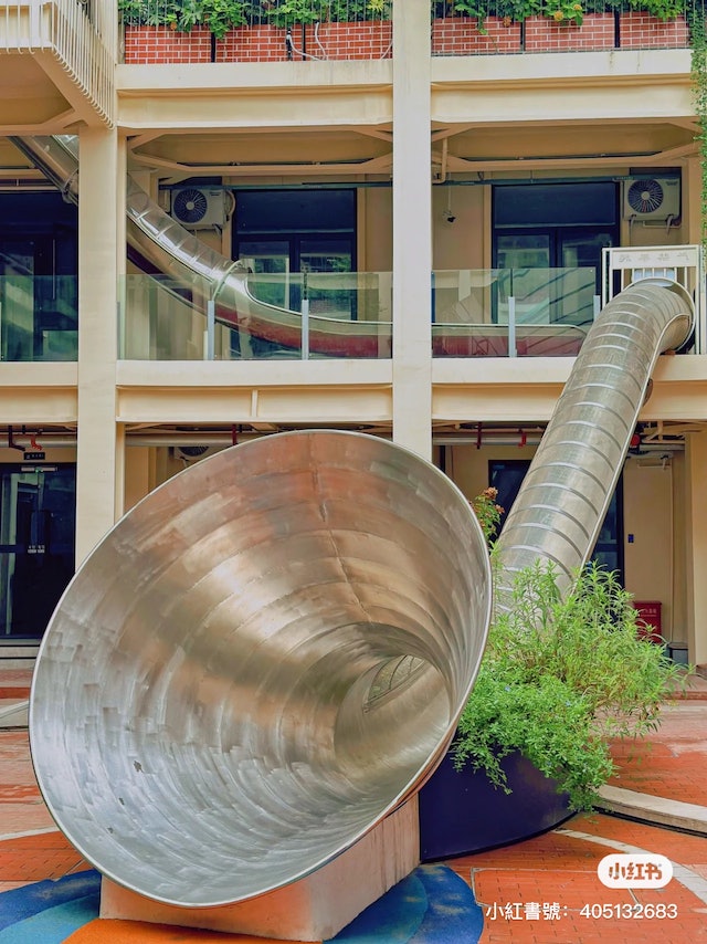 拚盘已签)成都新晋网红打卡地 城市中的绿野仙踪 可以溜滑梯下班