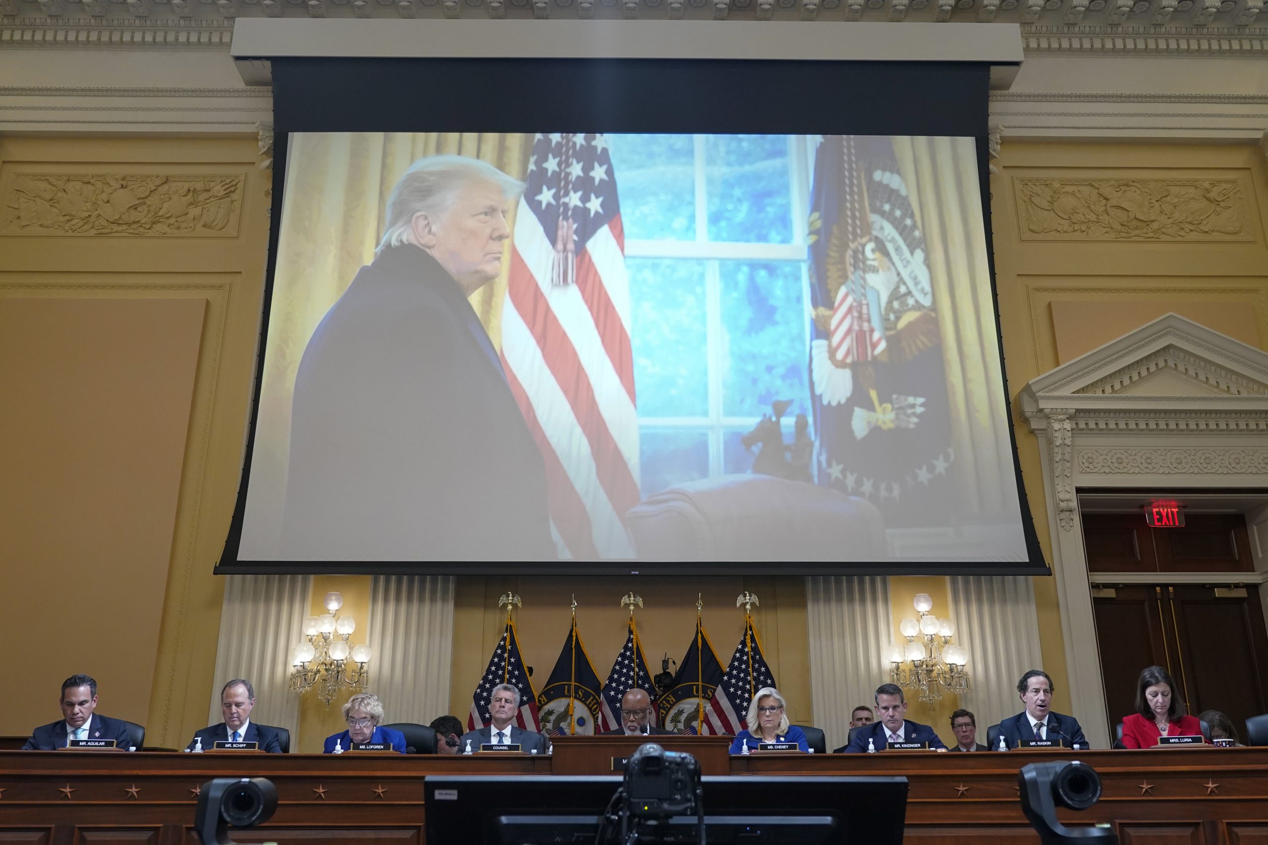 拜登:国会骚乱调委会的证词是毁灭性的