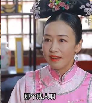 拼盘 16位退休阿姨圆“娘娘”梦 横店翻拍《甄嬛传》爆红获逾百万观看