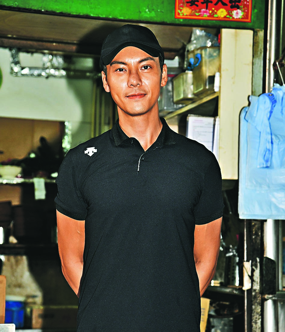 拿妈妈当挡箭牌 陈伟霆避谈何穗怀孕