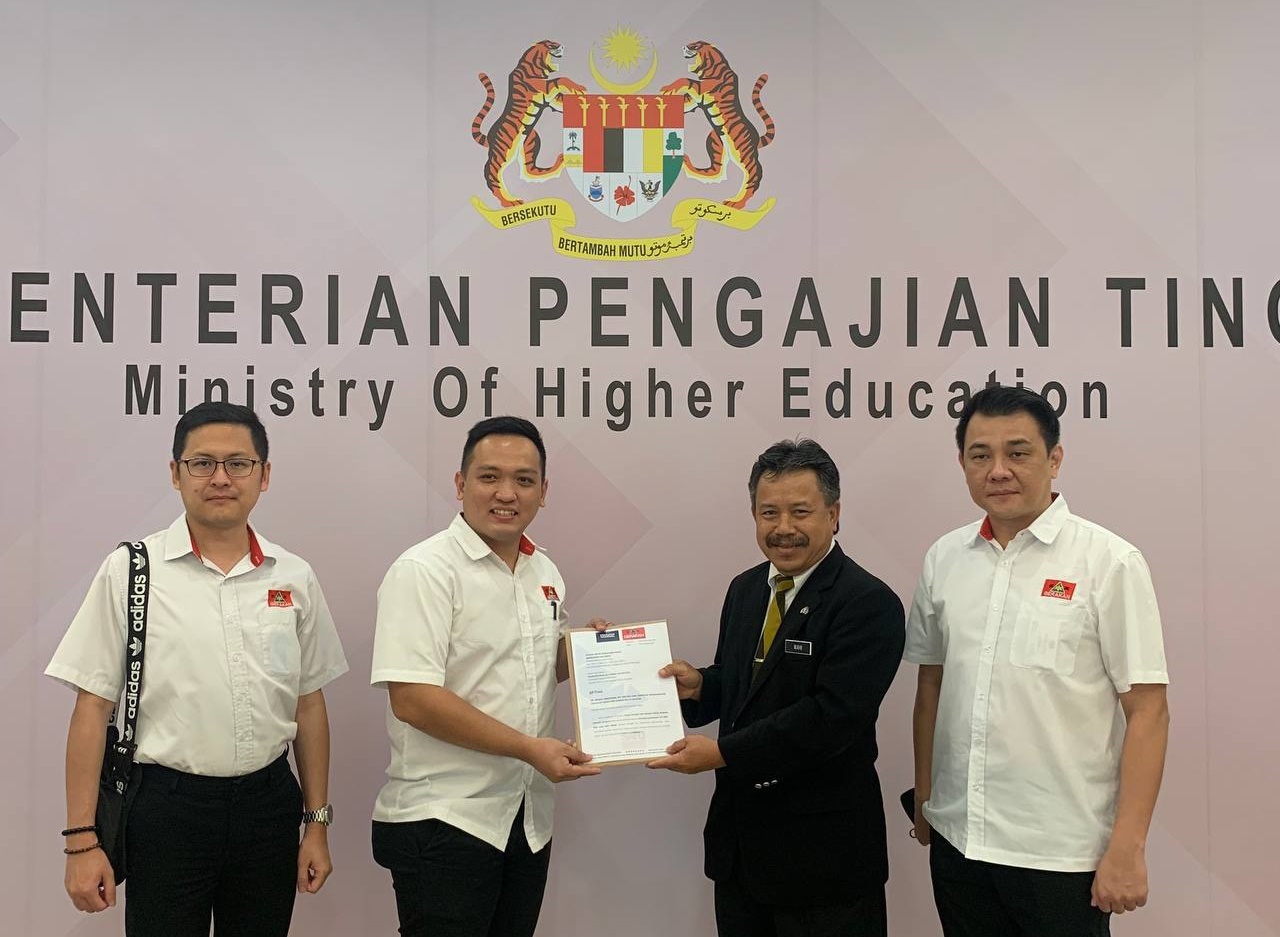 提呈无法进大学54学生名单,民青团:吁高教部酌情处理