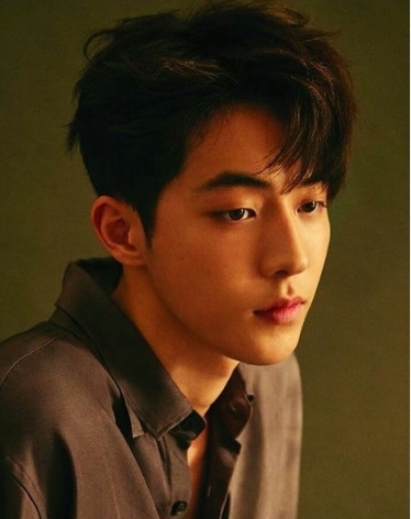 摆脱霸凌风暴  南柱赫12月入伍