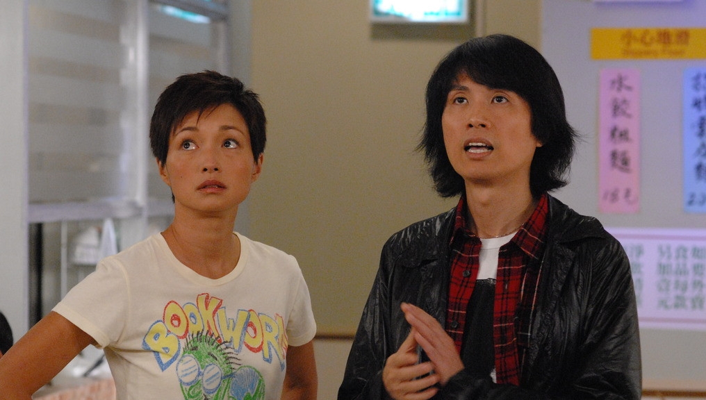 晒素颜照惹热议 李绮虹:我不是太有钱