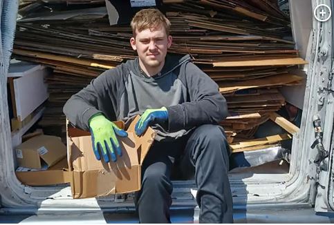 暖势力 自闭男疫下创业 回收纸箱闯出名堂