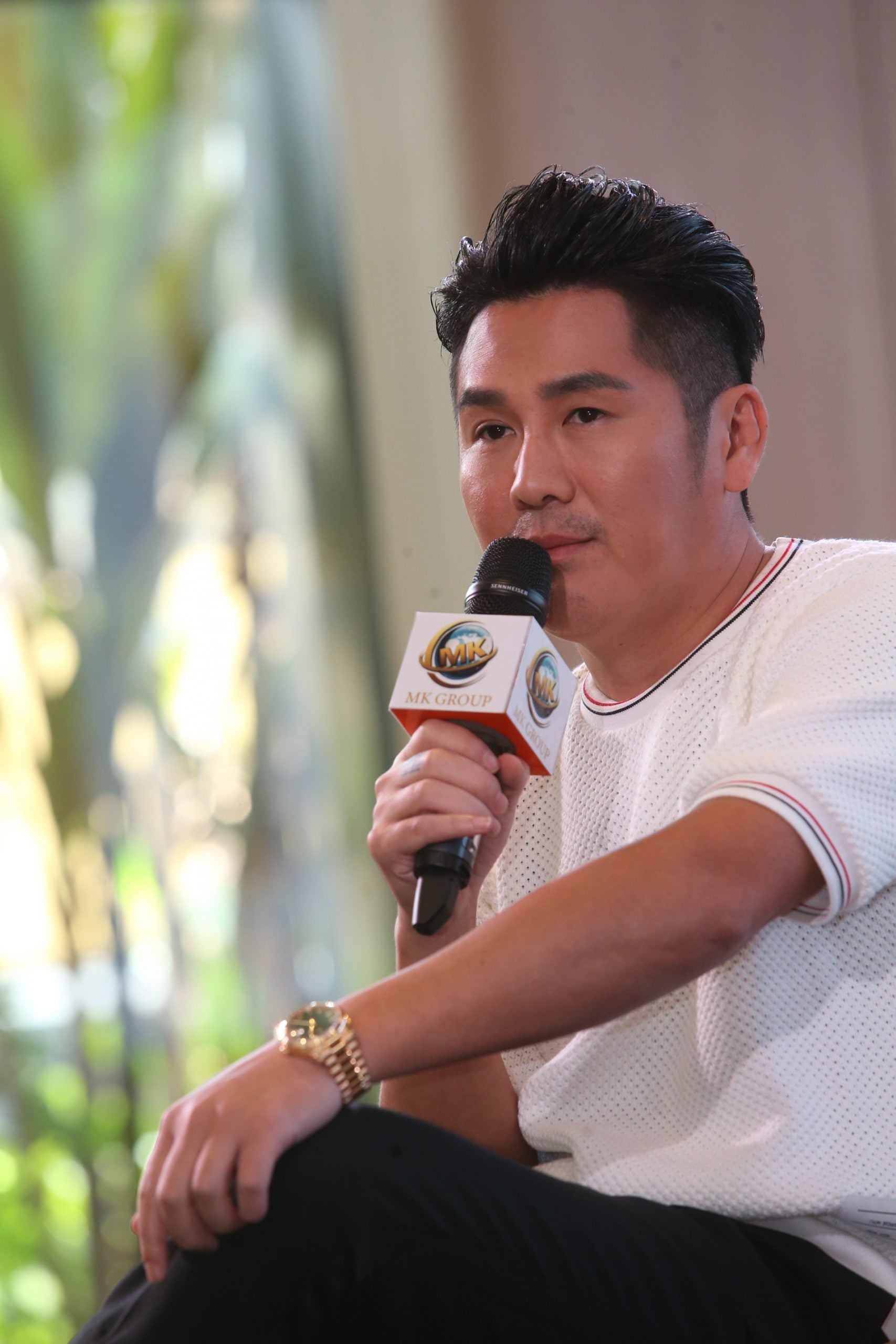 曹格惊爆与老婆冷战中 “不敢承诺会走一辈子”