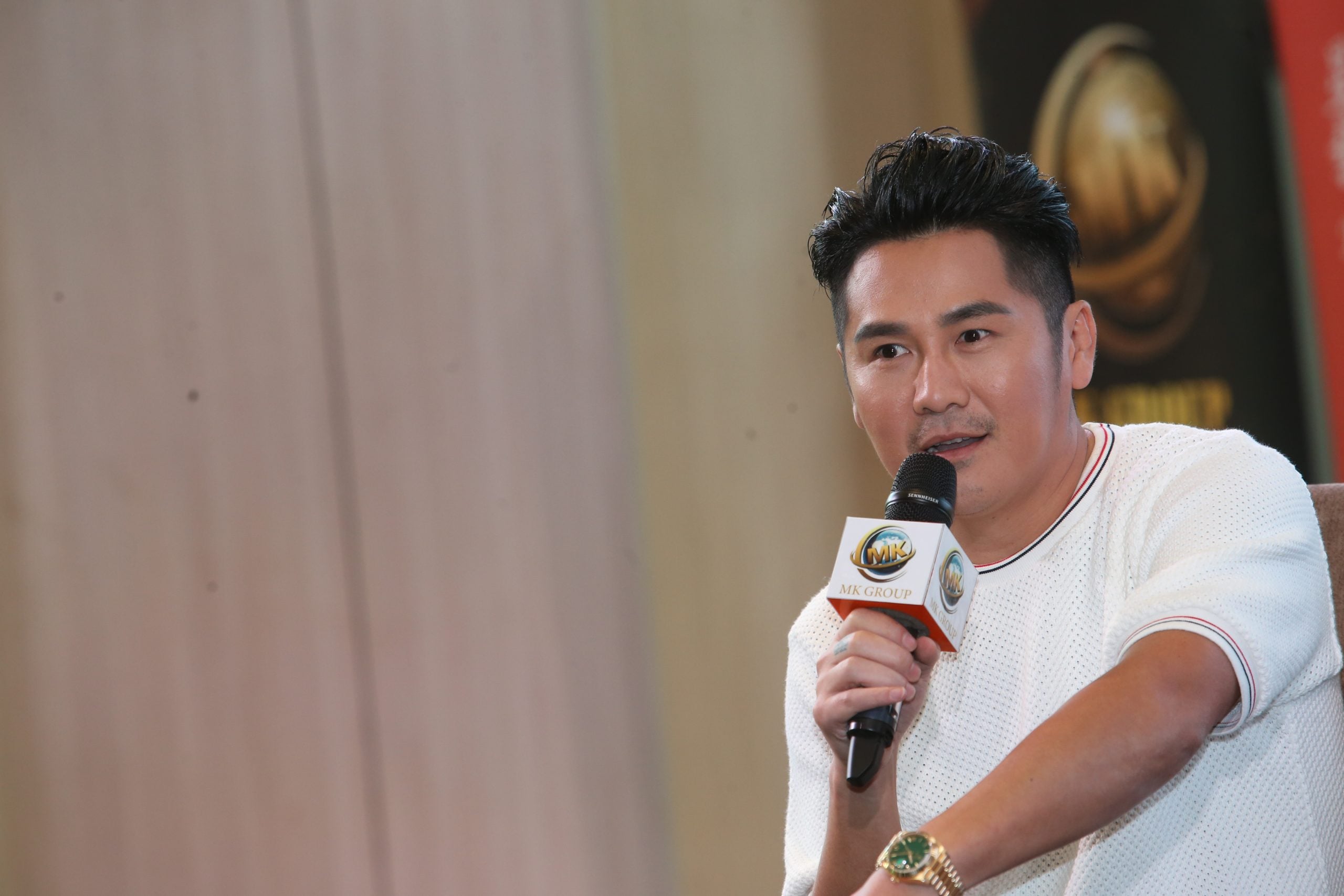 曹格惊爆与老婆冷战中 “不敢承诺会走一辈子”