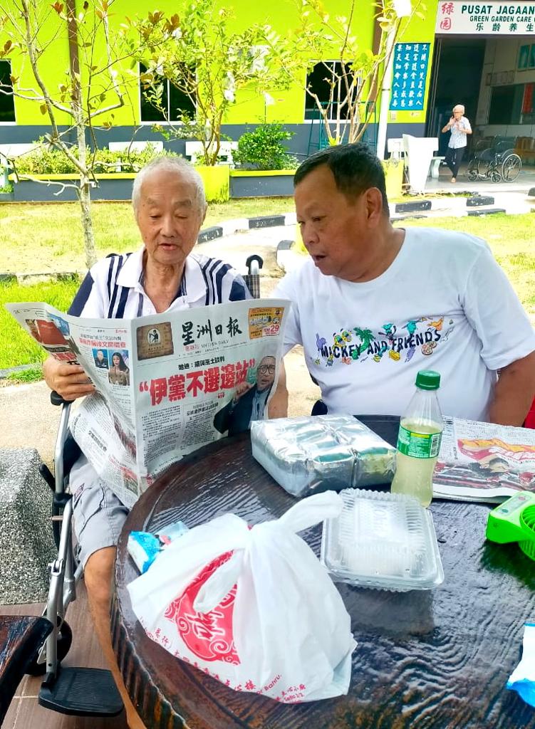 有故事的人(10月11日见报):陈记书毕业54年,仍与82岁老师保持联系