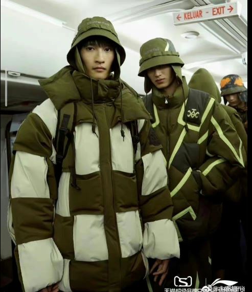 李宁陷“辱华”风波 新品被指似日军服