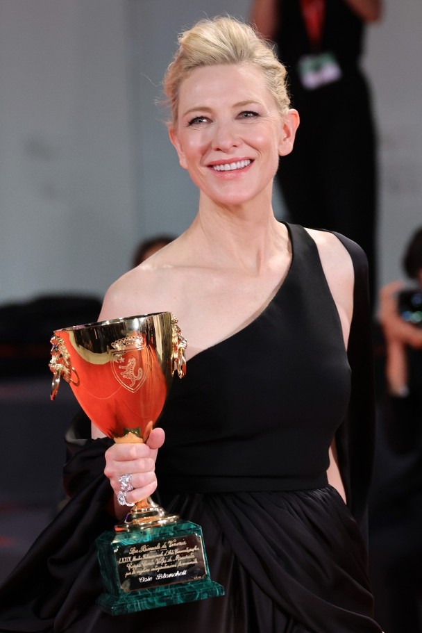 杨紫琼获哥谭奖提名 与凯特白兰争最佳演员