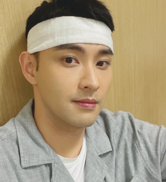  梨泰院踩踏惨剧|台男星擦身死神  曝现场抢救画面报平安	