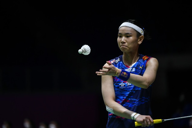 法国羽球超级750赛| 第34次对阵小戴  拉查诺：轮到我连胜