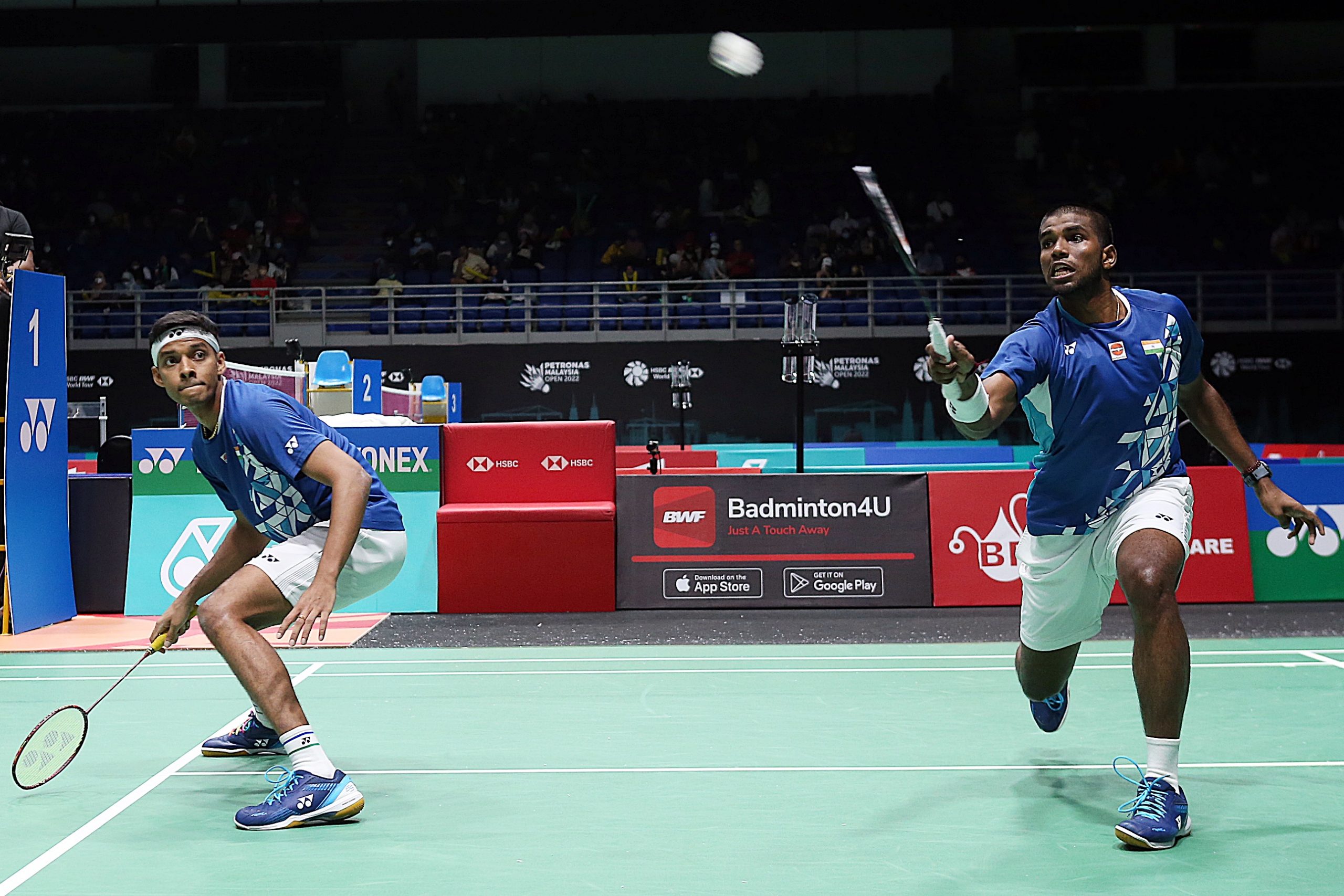 法国羽球超级750赛|决赛战松永组合争冠 乐蒂2局力挫李白组合