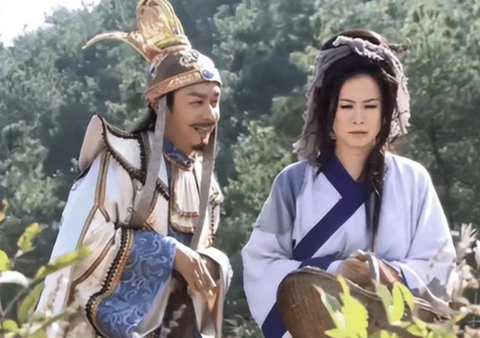 王宝钏挖野菜梗爆红   宣萱呼吁女孩子别迷失自我