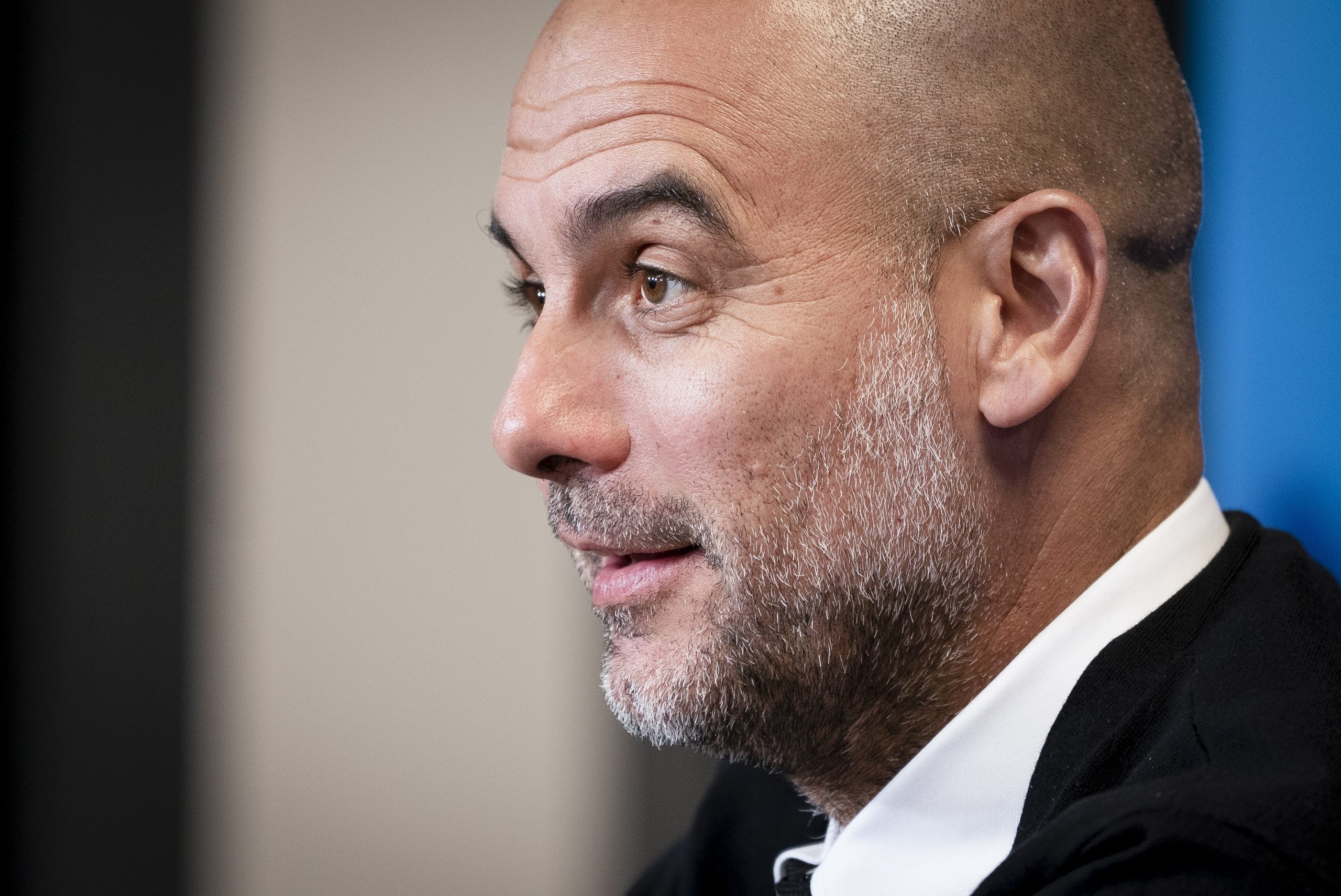 现代经典对决天秤倾斜  升级曼市考验挣扎红军