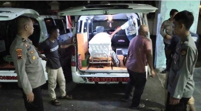 疑过量用药致血管破裂 新婚6天夫妇倒毙客房