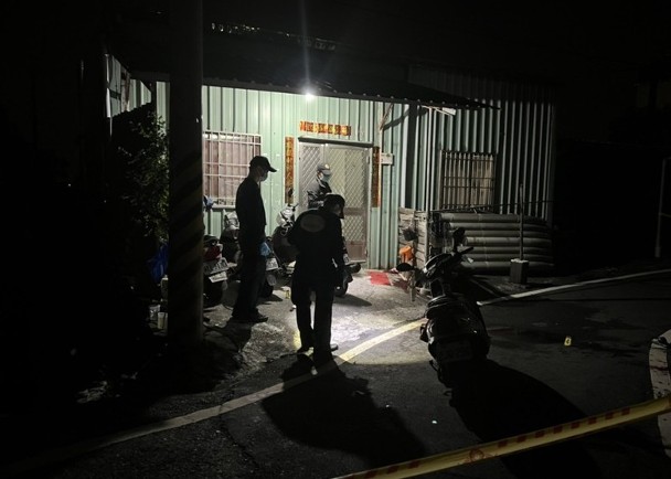 看世界 取代/邻居口角持刀挥砍酿1死3伤 疑因果树遭毒害酿杀机