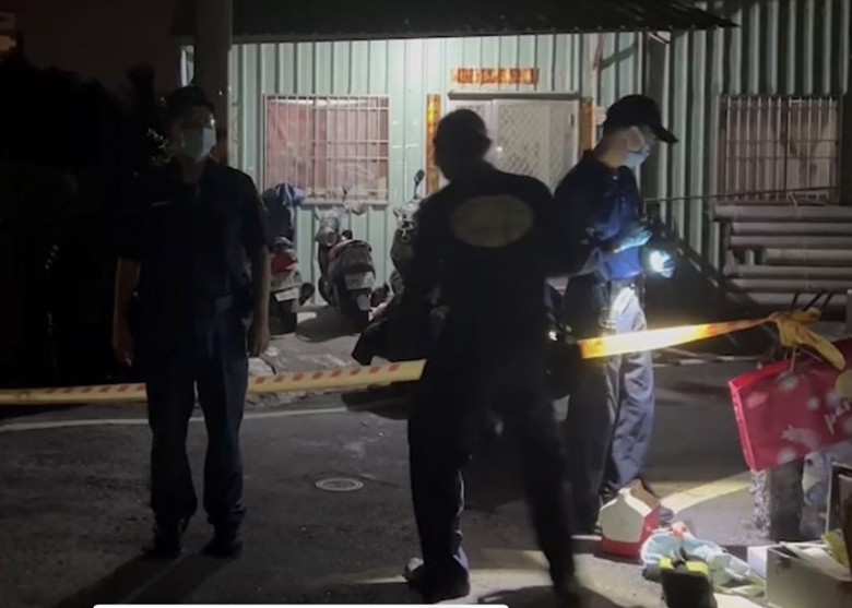 看世界 取代/邻居口角持刀挥砍酿1死3伤 疑因果树遭毒害酿杀机