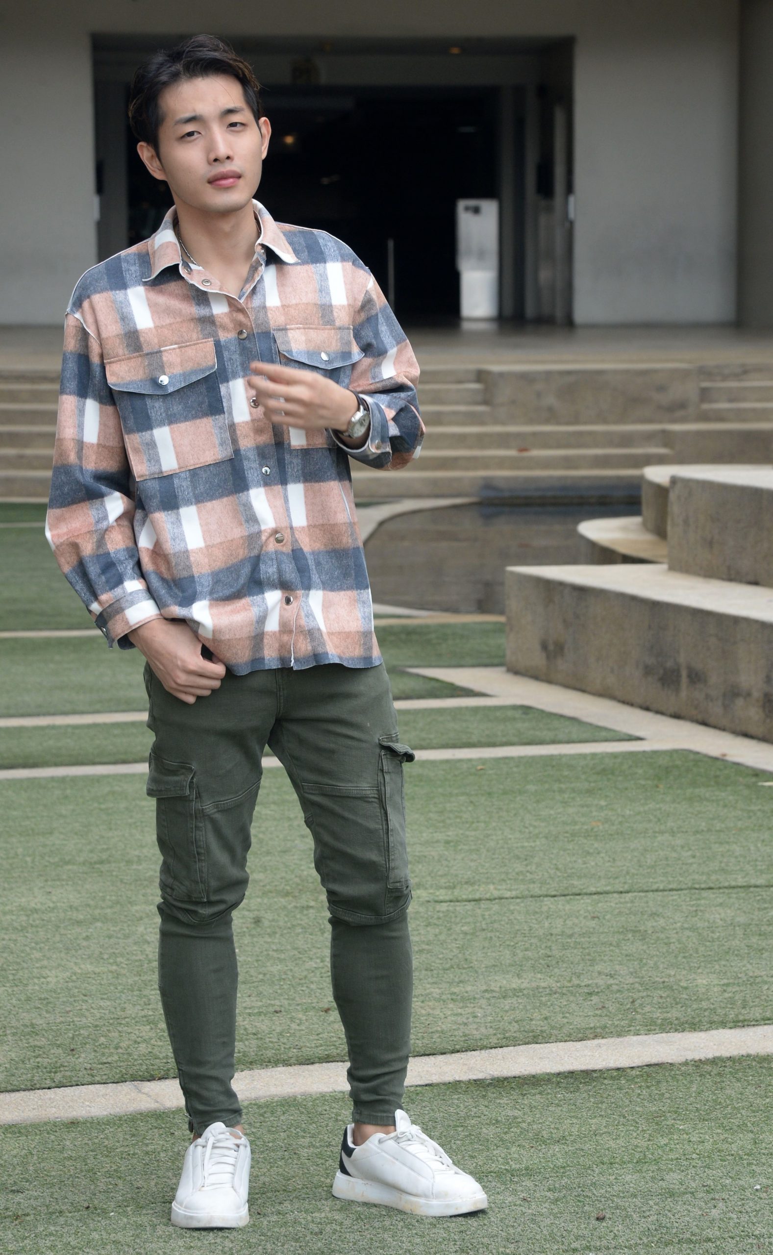 等5年终登上大银幕 杨钦进视彭于晏为目标