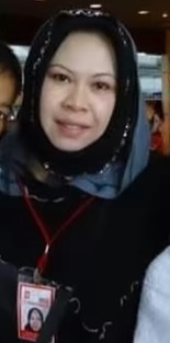 粉红女商缅怀死去的儿子·网民重点误:你以前比较美