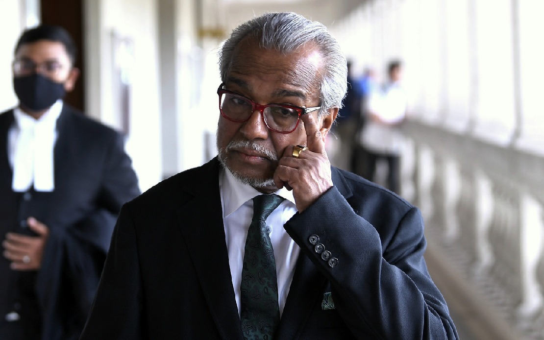 纳吉律师沙菲宜周一在庭外召开新闻发布会和发媒体文告 主控官批：辩方是在直接攻击控方！