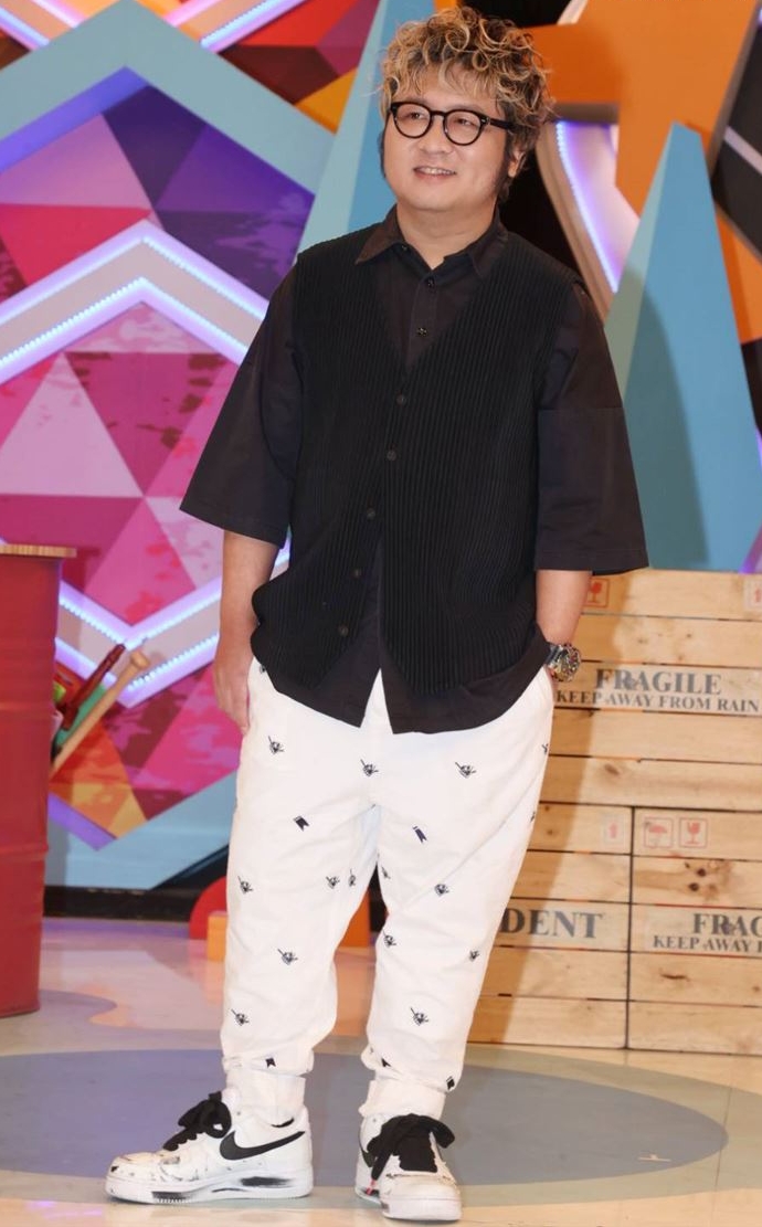 纳豆12月全面回归《同学来了》 求婚依依还没点头	