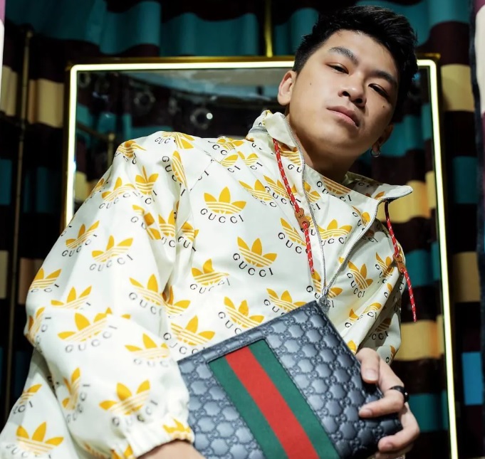 网红夜店被掌掴报案 “有权势的人打我”