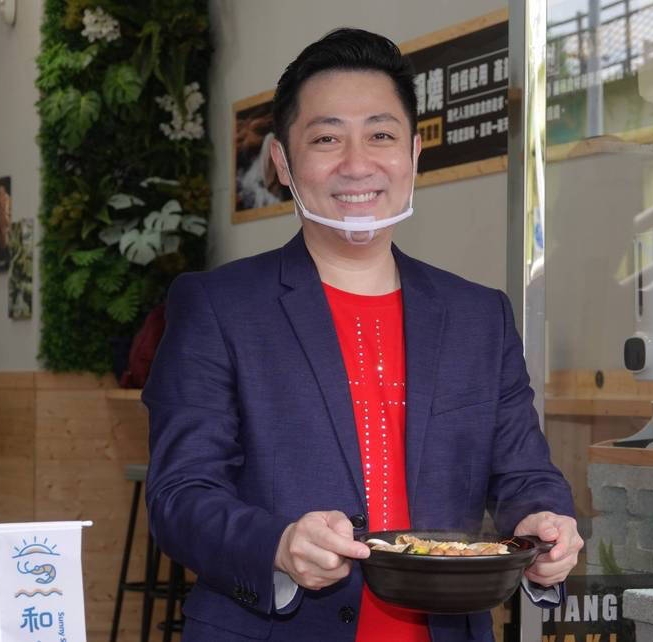 艾成坠楼冤气重？  社区多人集体头晕急办法会收魂