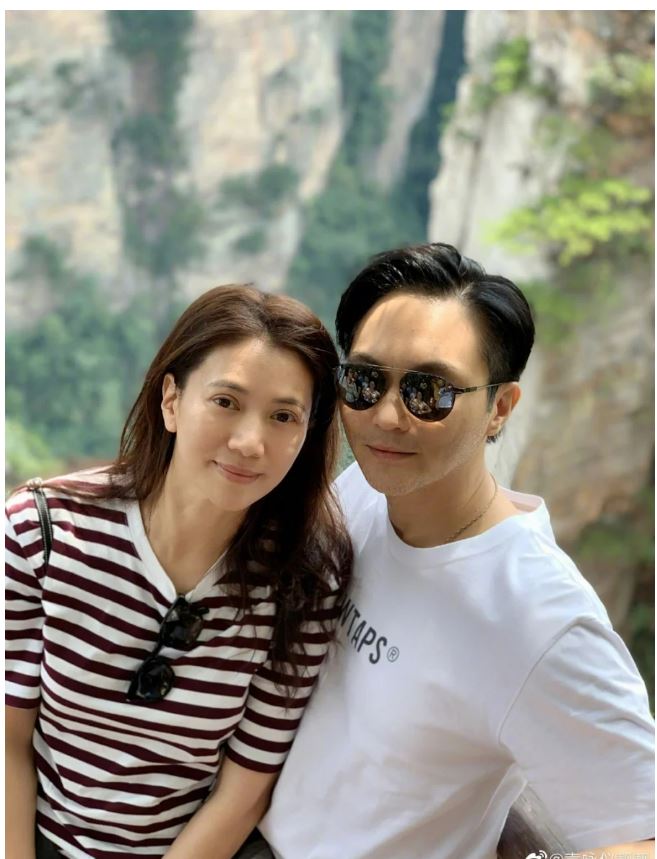 袁咏仪宣布关闭24年影迷会 网猜受“补办婚礼”被骂惨波及