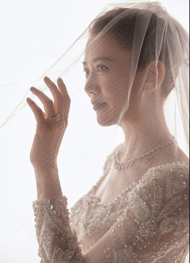 袁咏仪宣布关闭24年影迷会 网猜受“补办婚礼”被骂惨波及