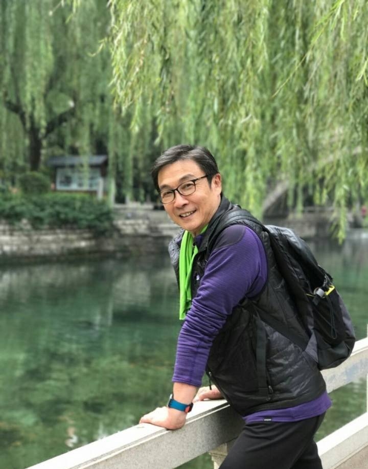 迎73岁生日发文惹哭粉丝 刘松仁:不需要记得刘松仁