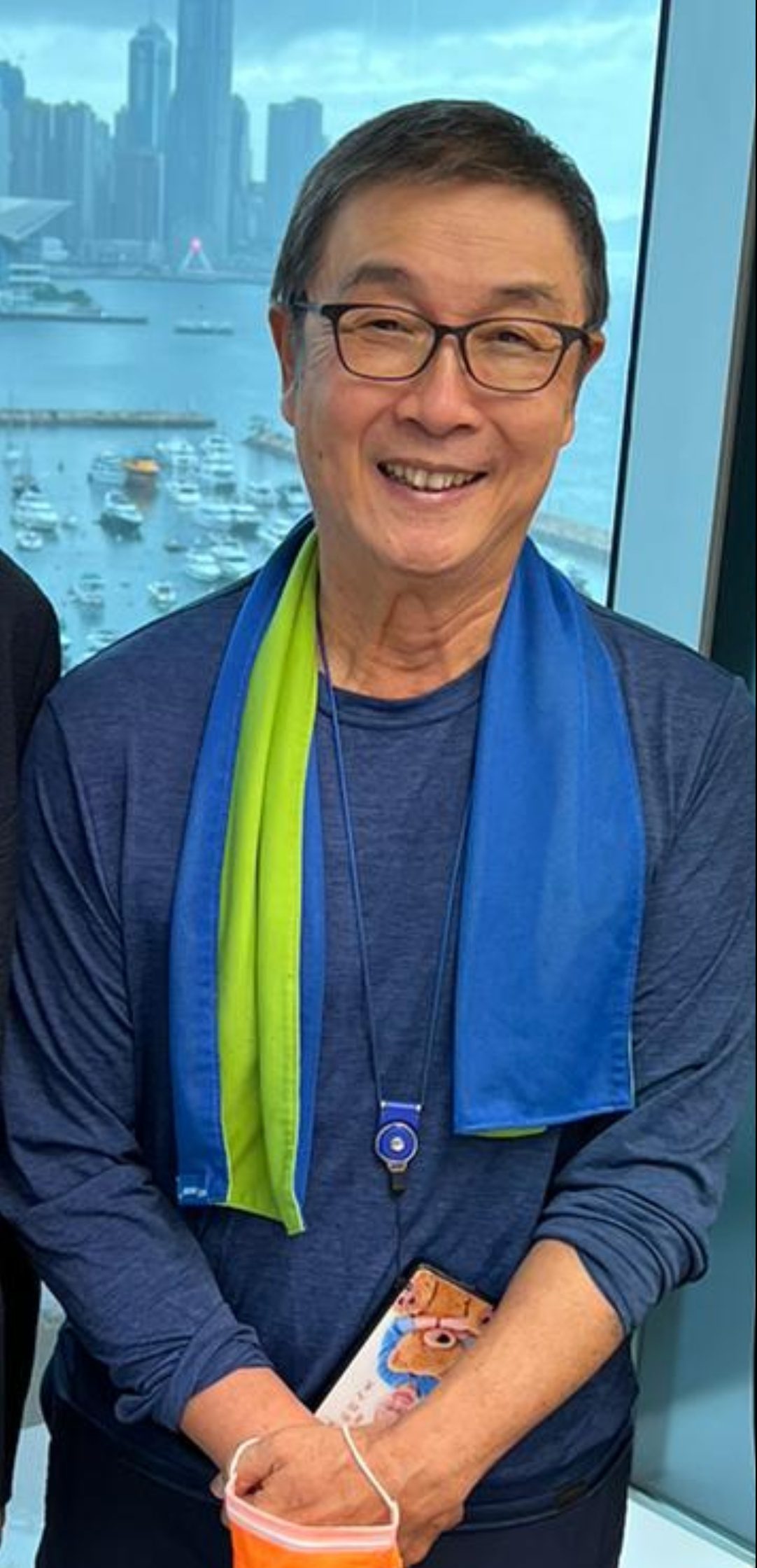 迎73岁生日发文惹哭粉丝 刘松仁:不需要记得刘松仁