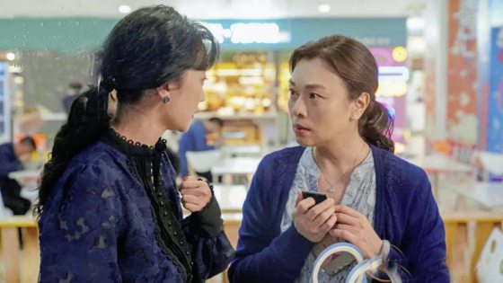 邱佳馨/《江照黎明》深陷沼泽的女性,还能见到黎明吗?