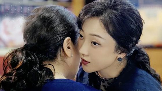 邱佳馨/《江照黎明》深陷沼泽的女性,还能见到黎明吗?