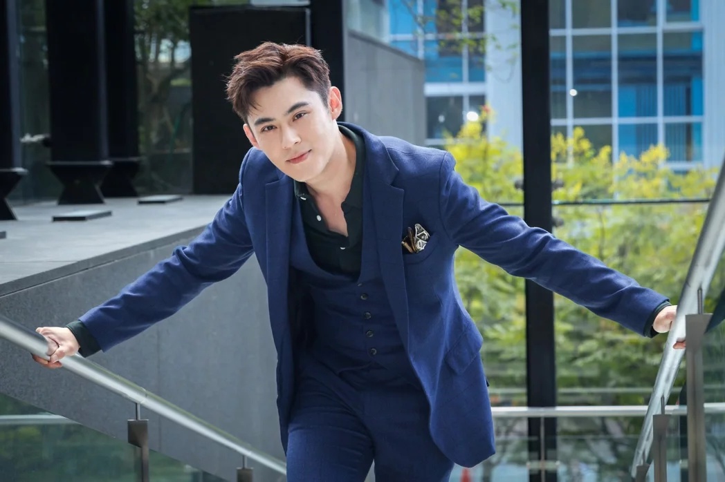 陈奕IG狂收陌生讯息　点开竟是男粉传下体照