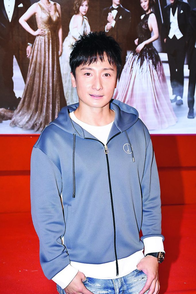  陈滢飞巴黎缺席新剧造势活动 方力申酸溜溜：早知我也飞啦 