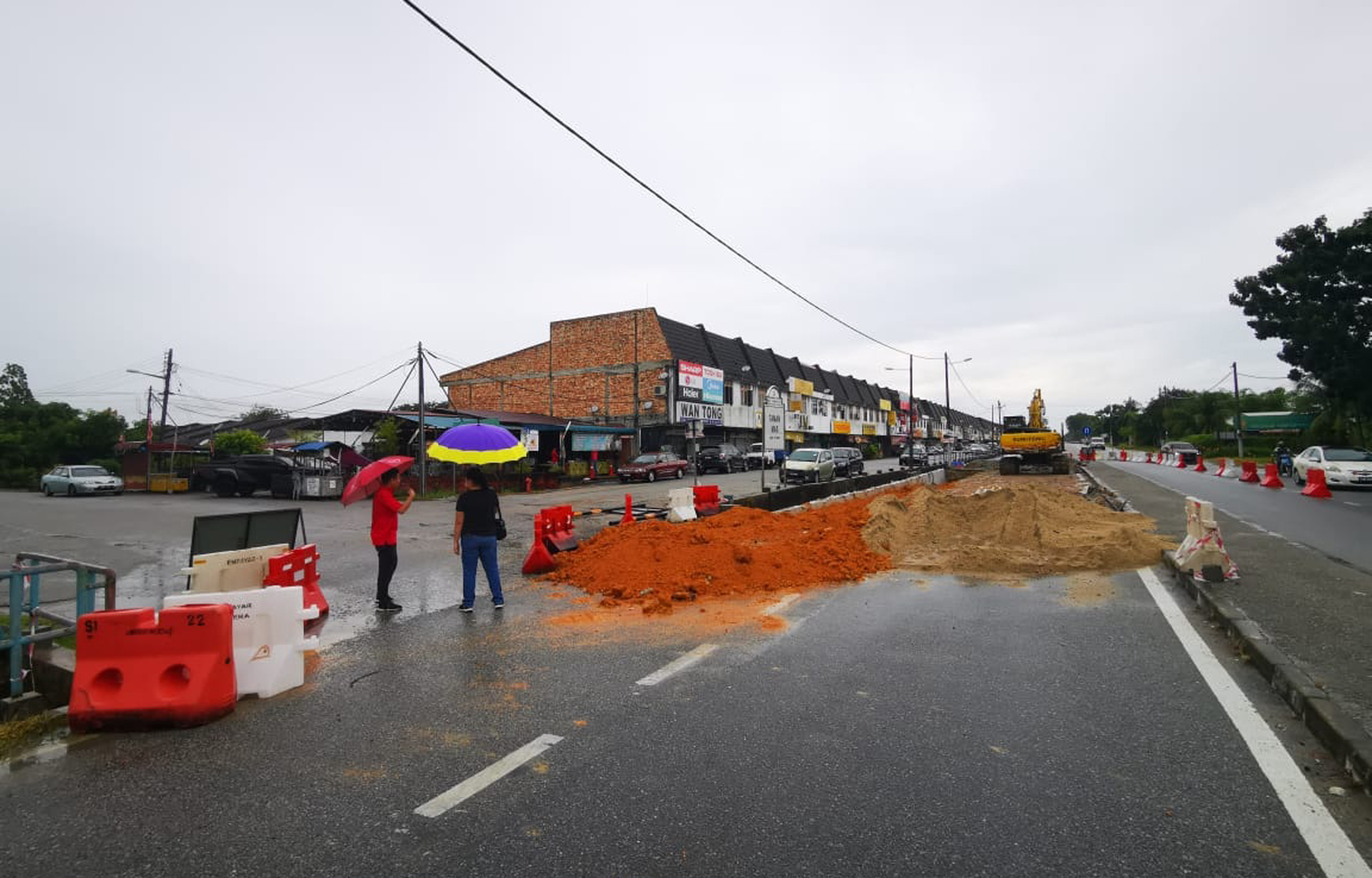 霹:张宇晨:公共工程局每次喊穷,都是假的?