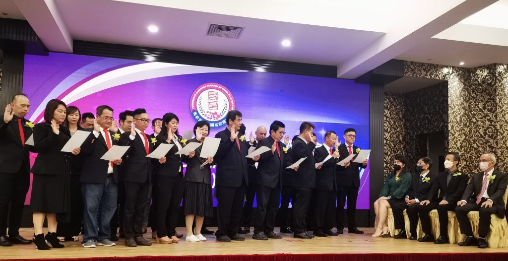 霹：版三内／马来西亚中国客家总商会（霹雳分会）3周年庆晚宴
