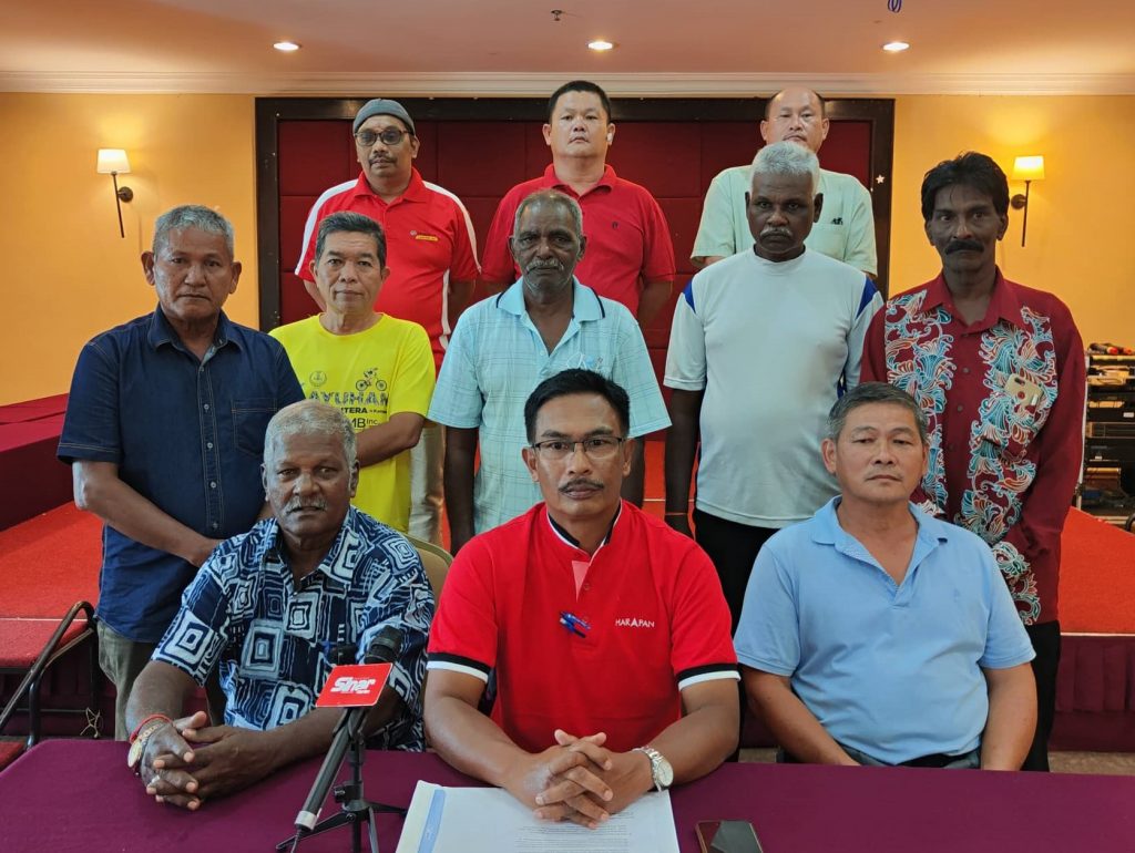 霹:版二内/哨声吹响︱金宝多个希盟时代前村委会代表反对张哲敏成为金宝国席候选人