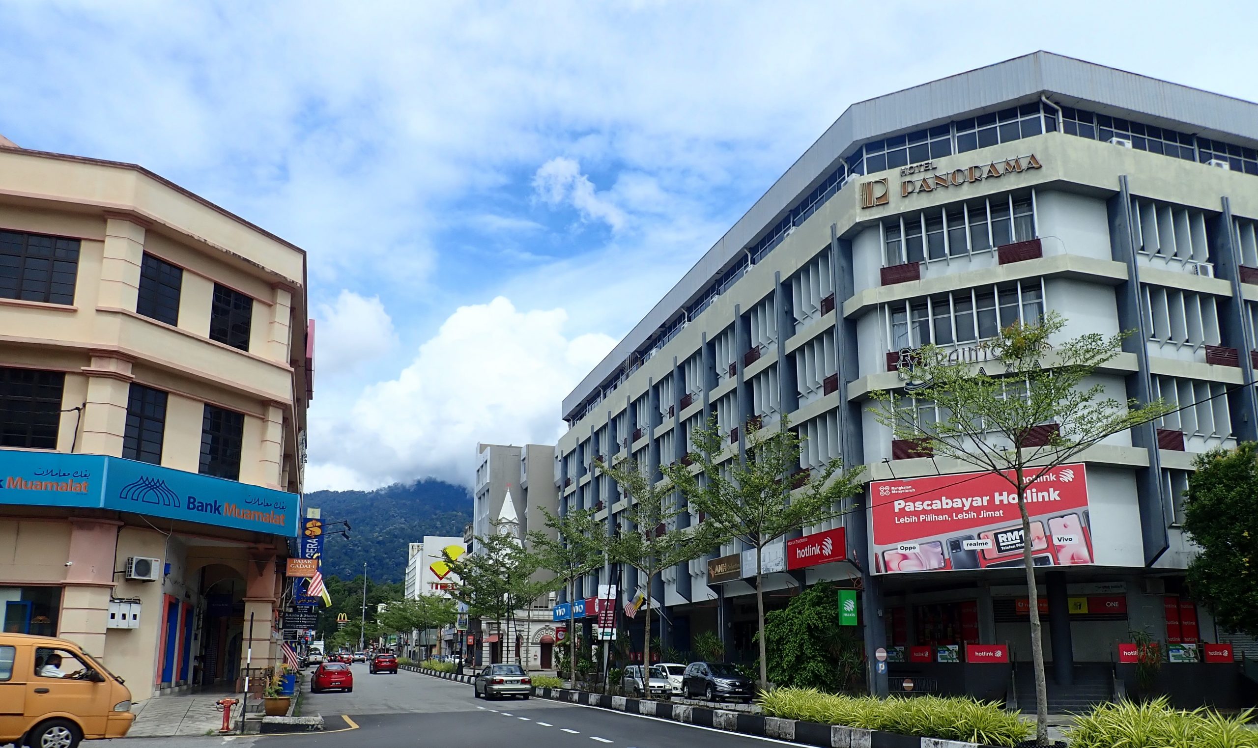 霹：第二版头／【哨声吹响】民政党是否捍卫太平一国两州备受关注