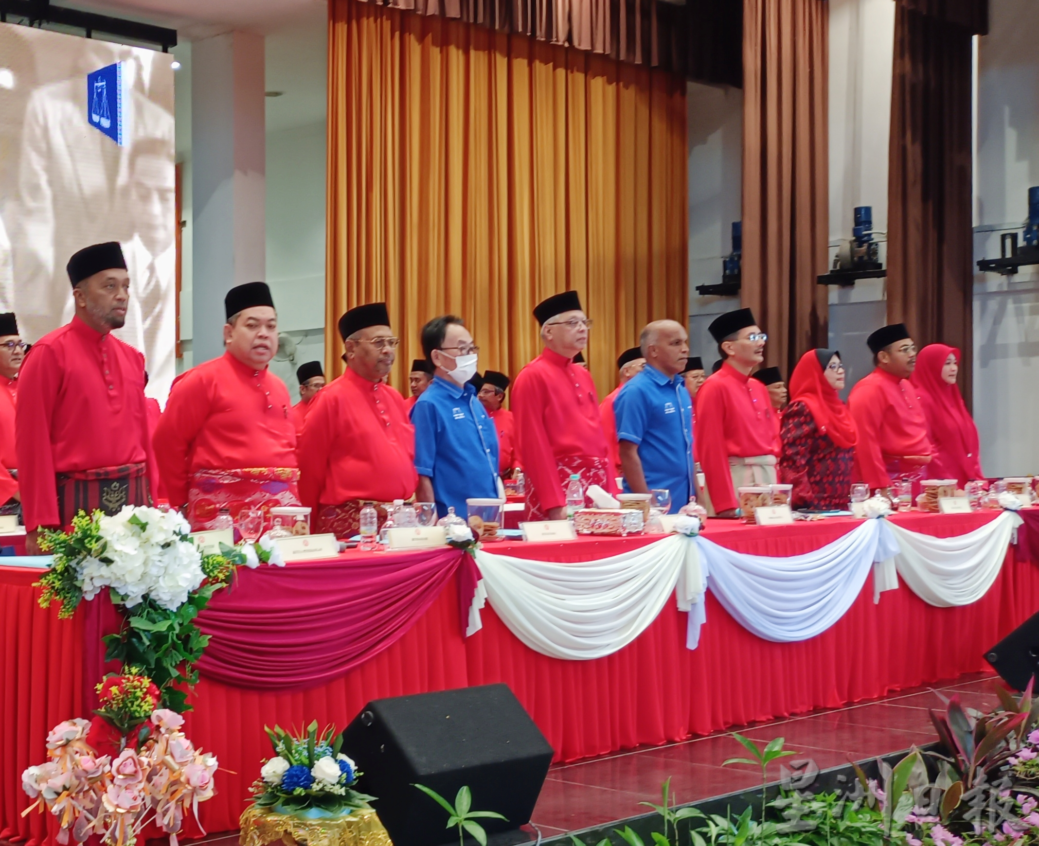 首相：政治没有永远不合作不要打击