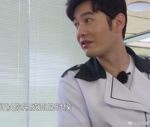 黄晓明自爆左脚植钢钉  全是劣质钢丝惹祸!