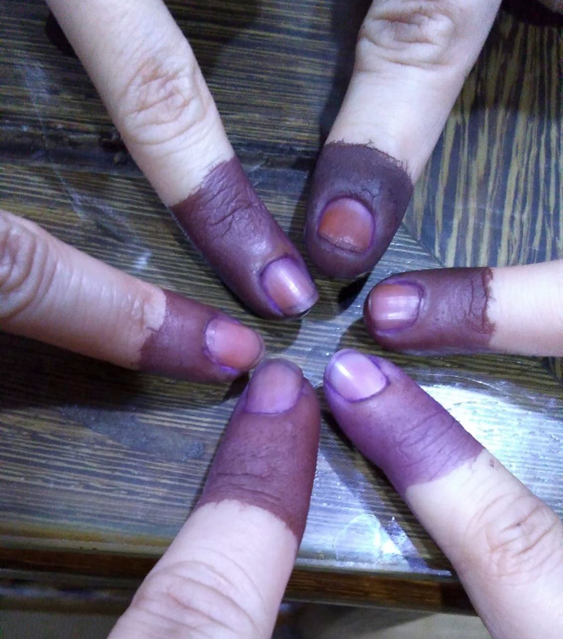 （古城封底主文）【带你去找爱】：手中一票的爱！