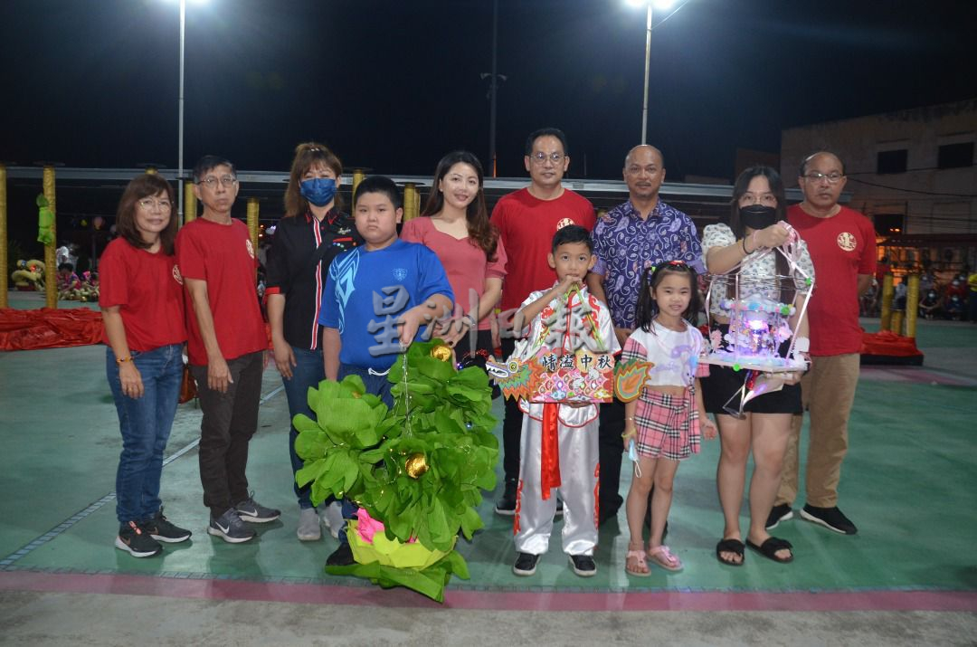 （古城版）亚罗牙也中华公会办“月圆、团圆、中秋月”盛会