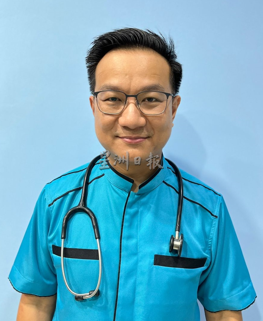 (古城第二版主文)敬业乐业——精神科医生拿督余国华不同抉择产生不同境遇