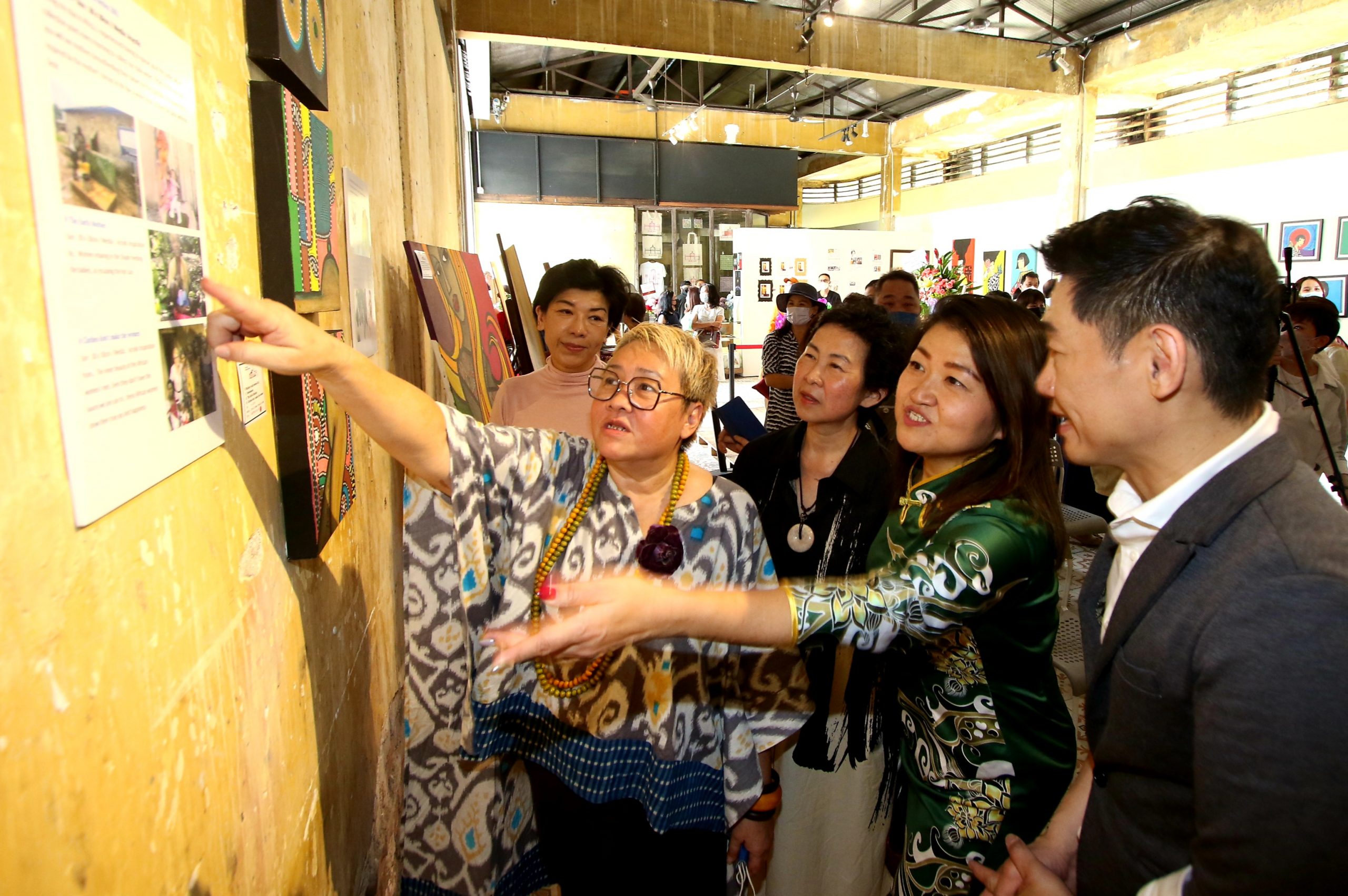 张柔恩40周年回顾展