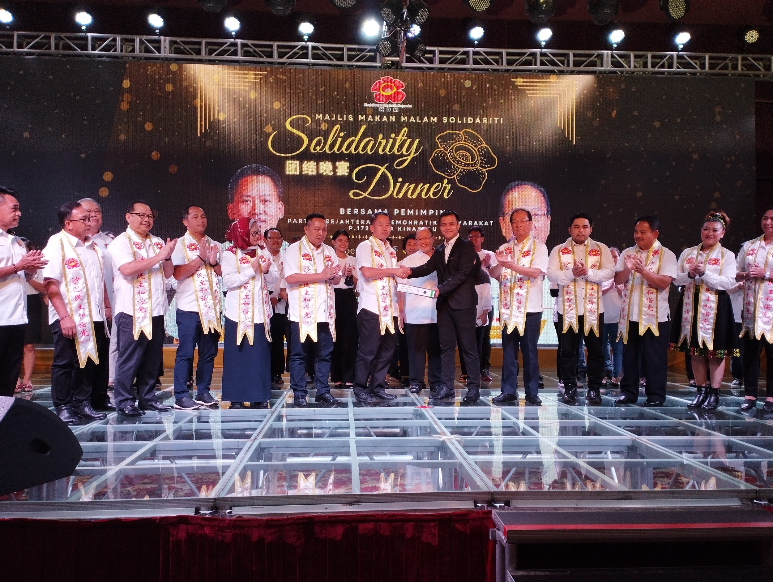 (大选特辑)已呈函退党 威特伦:官职去留交首长决定