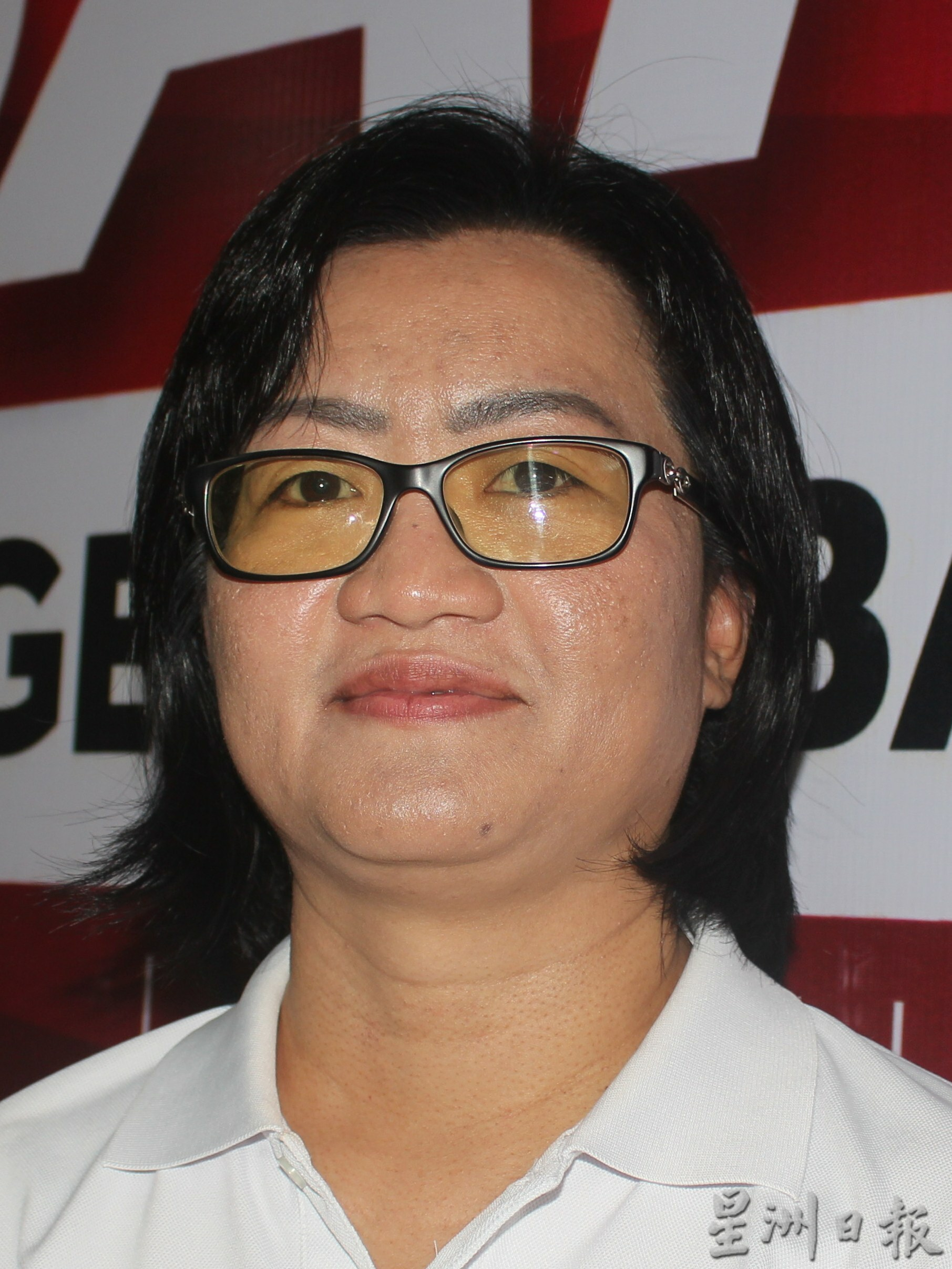 沙行动党出战7国席 派女兵攻打杰菲里
