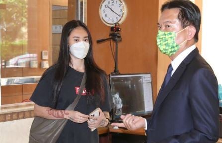 IG网红遭骗柬埔寨　获救回台竟拍AV　 网民两极：为什么要救你？